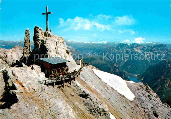 Monte Cristallo Capanna G Lorenzi alla Forcella Staunies Berghuette Gipfelkreuz