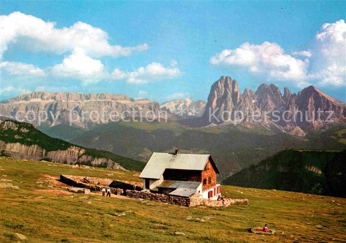 Raschoetzhuette Rifugio Resciesa Langkofel Marmolata und Sellagruppe Dolomiten