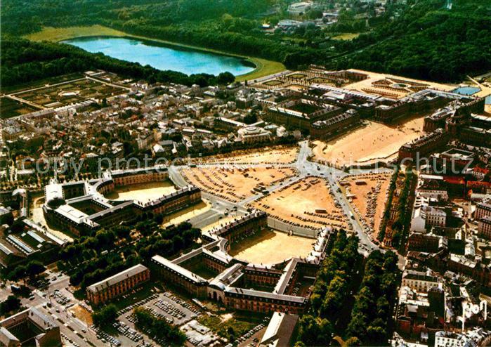 Versailles Yvelines Les grandes et petites Ecuries Place d_