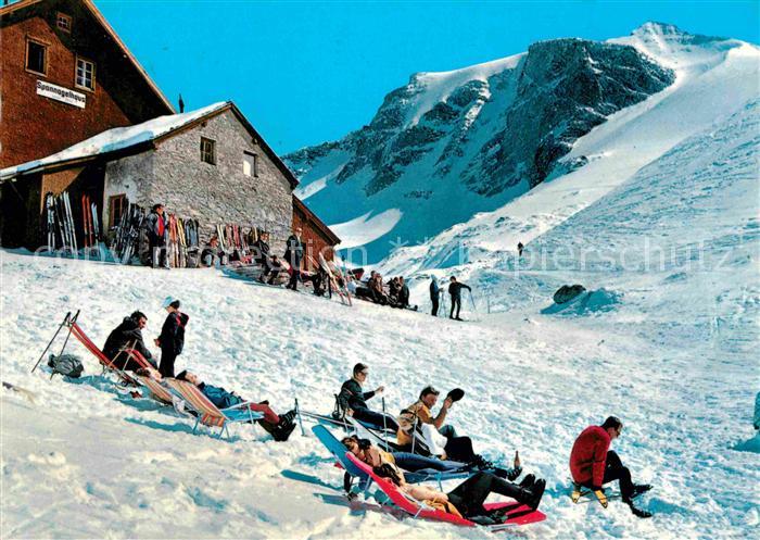Mayrhofen Zillertal Spannaglhaus Berghuette gegen Gefrorene Wand Zillertaler Alp