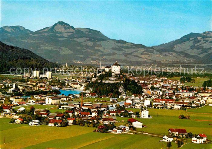 Kufstein Tirol Alpenstadt mit historischer Festung Grenzstadt gegen Spitzstein F