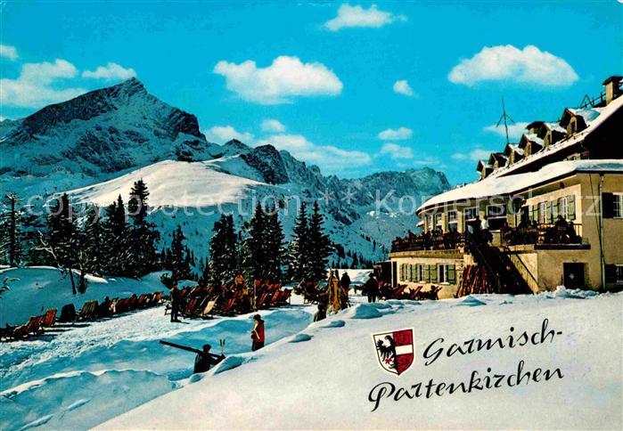 GARMISCH-PARTENKIRCHEN Bayern Kreuzeckhaus mit Zugspitzgruppe