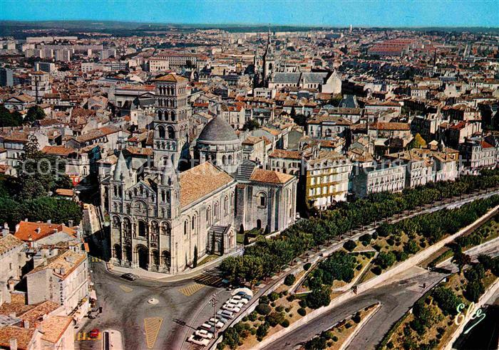 Angouleme Fliegeraufnahme mit Cathedrale