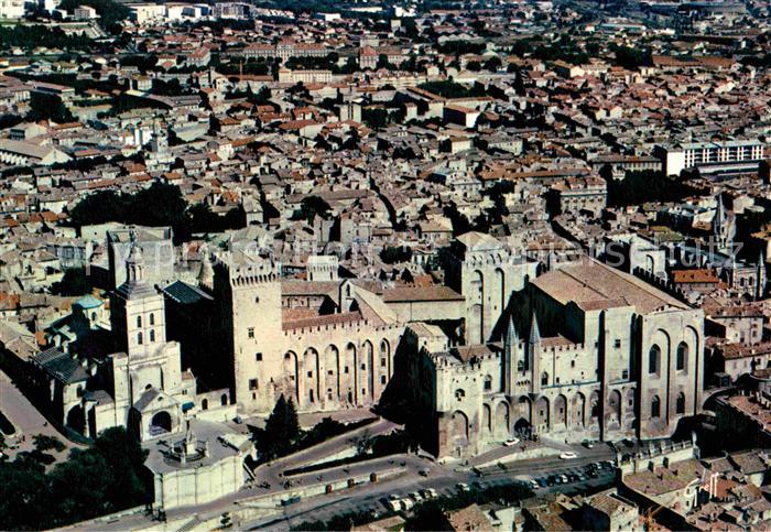Avignon Vaucluse Fliegeraufnahme Notre-Dame-des-Doms Palais-des-Papes