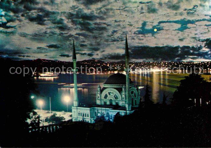 Istanbul Constantinopel The Mosque of Dolmabahce and Bosphorus at night