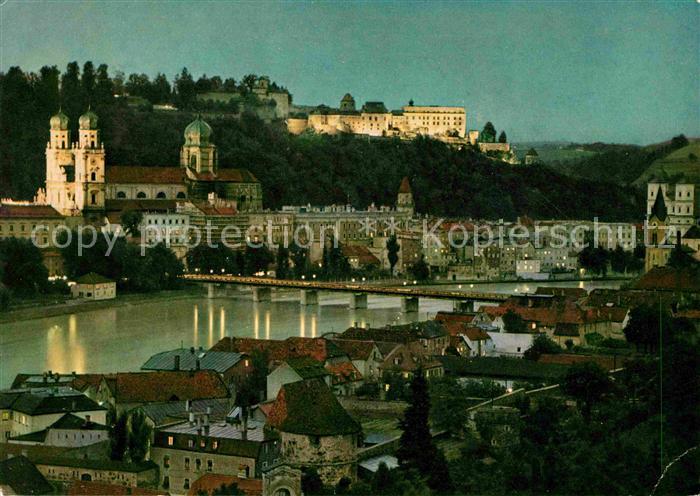 PAssAU Bayern Inn Bruecke Dom Oberhaus Nachtaufnahme