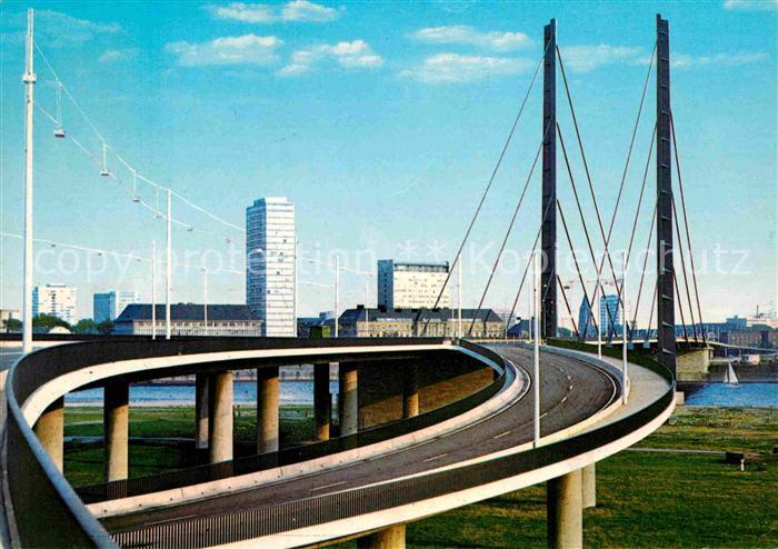 DuessELDORF  CITY Rheinkniebruecke