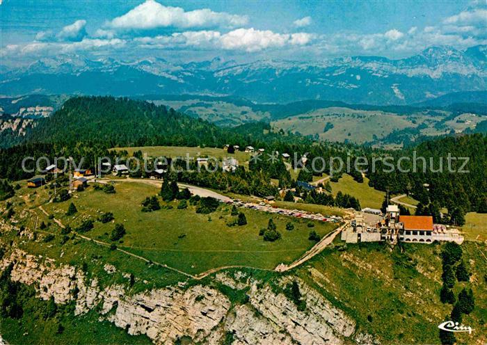 Aix-les-Bains Mont Revard et les Alpes vue aerienne