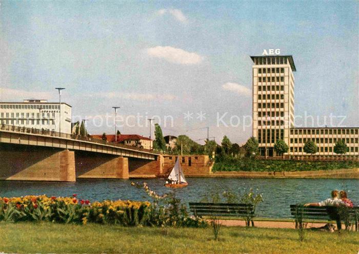 Frankfurt Main An der Friedensbruecke