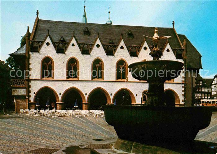 GOSLAR Harz Niedersachsen Rathaus Brunnen