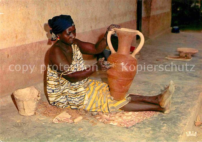 Toepfern Afrika Fabrication des poteries