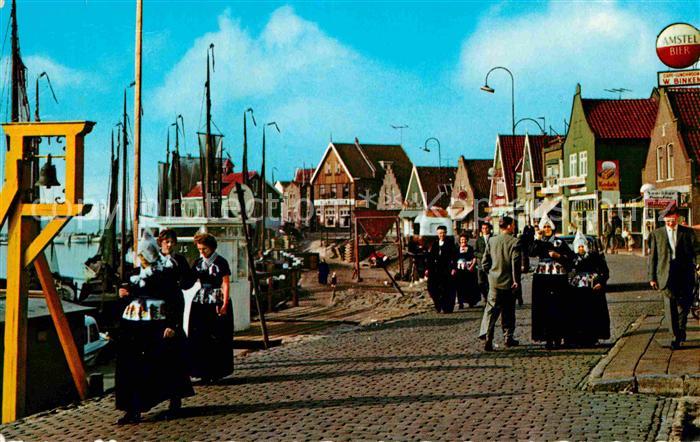 Volendam Hafen Tracht