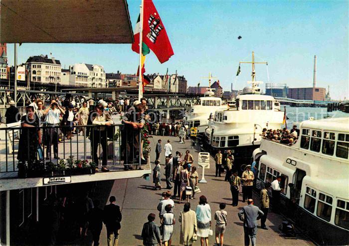 HAMBURG CITY St. Pauli Landungsbruecken