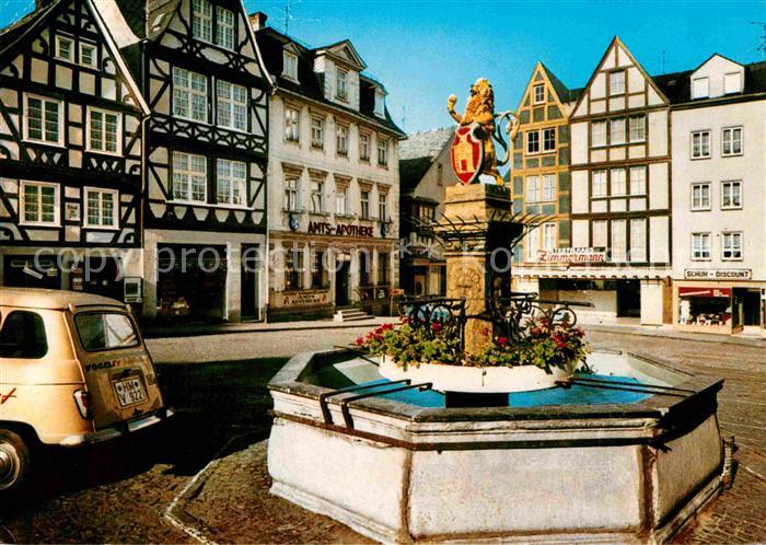 Hachenburg Westerwald alter Markt Brunnen