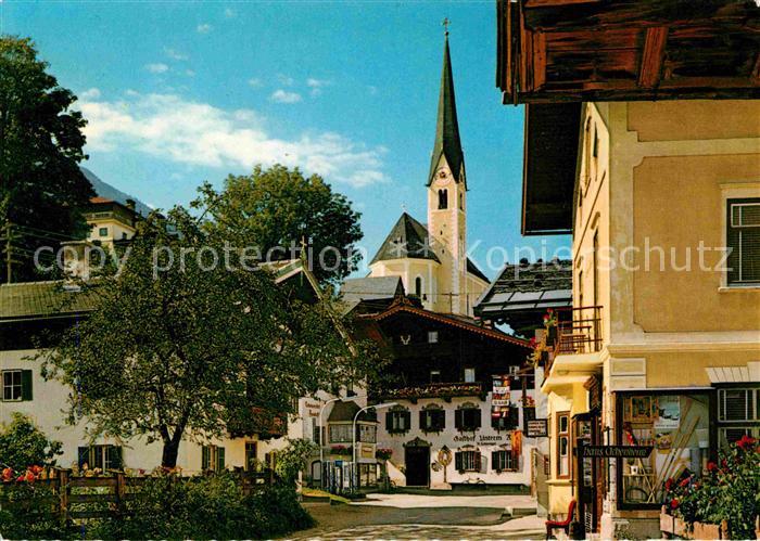 Kirchberg Tirol Ortspartie mit Kirche