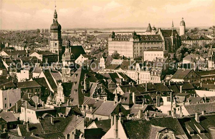 Altenburg Thueringen Blick vom Nikolaiturm Kirche Schloss
