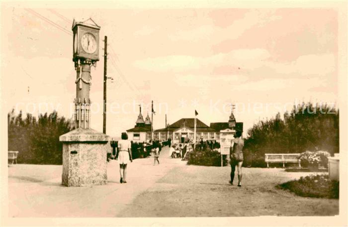 Ahlbeck Ostseebad Blick zum Brueckenrestaurant Stranduhr