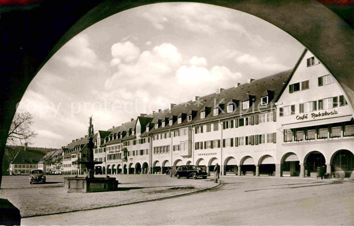 FREUDENSTADT BW Marktplatz Arkaden Brunnen