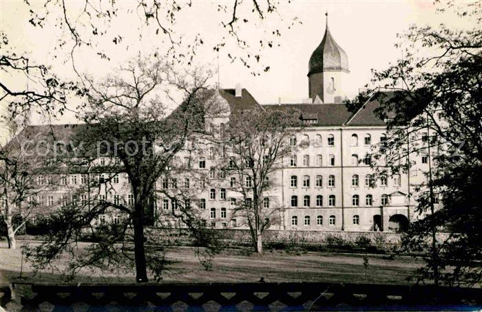 Droyssig Park Innenstadt Gebaeude Kirchturm