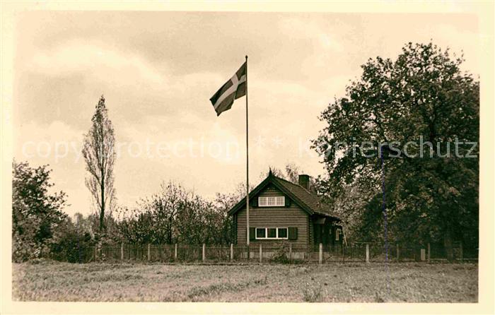 Luetzen Schwedisches Blockhaus bei der Gustav Adolf Kapelle Nationalflagge Handa
