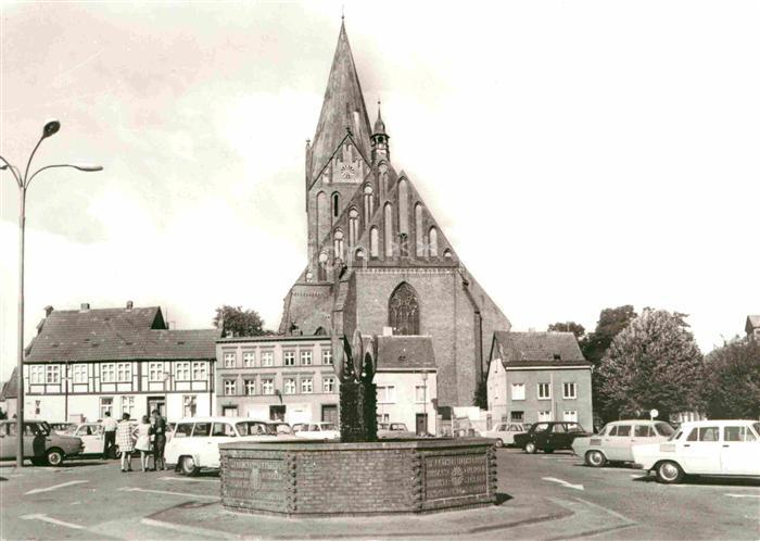 Barth Marktplatz Brunnen St Marien Kirche