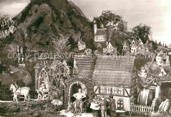 Marienberg Erzgebirge Heimatschau Maerchenberg Schnitzen und Basteln des Kulturb