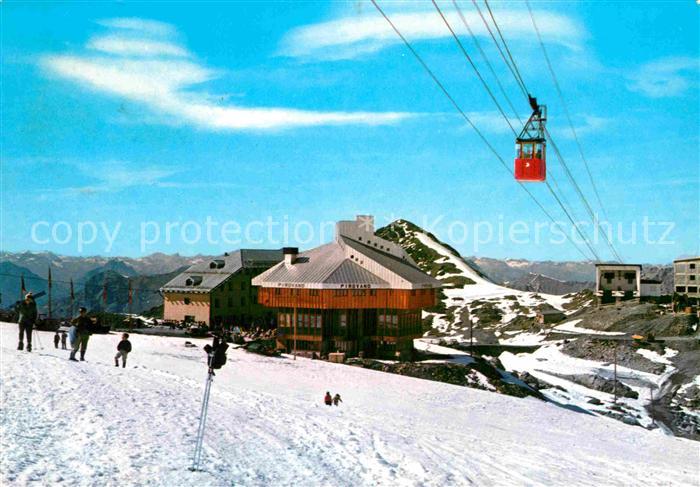 Stilfserjoch Passo dello Stelvio Passo Stelvio Berghotel Restaurant Bergbahn Ski