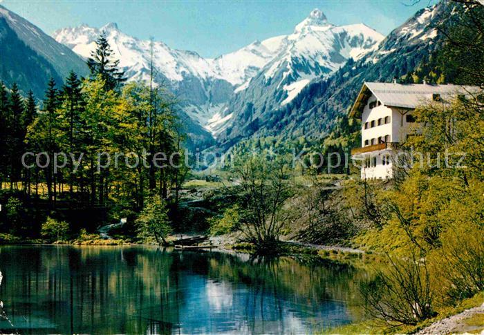 Oberstdorf Christlessee mit Kratzer und Trettachspitze Allgaeuer Alpen
