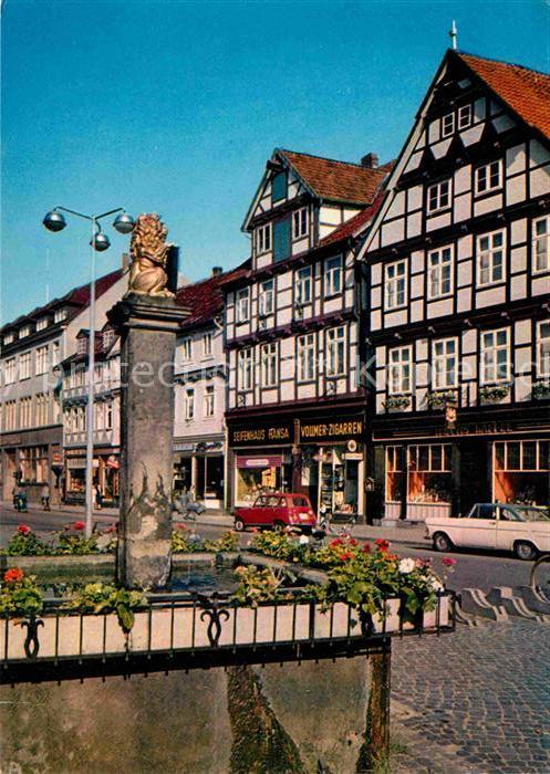 Celle Niedersachsen Grosser Plan Brunnen Fachwerkhaeuser Alte Herzogstadt