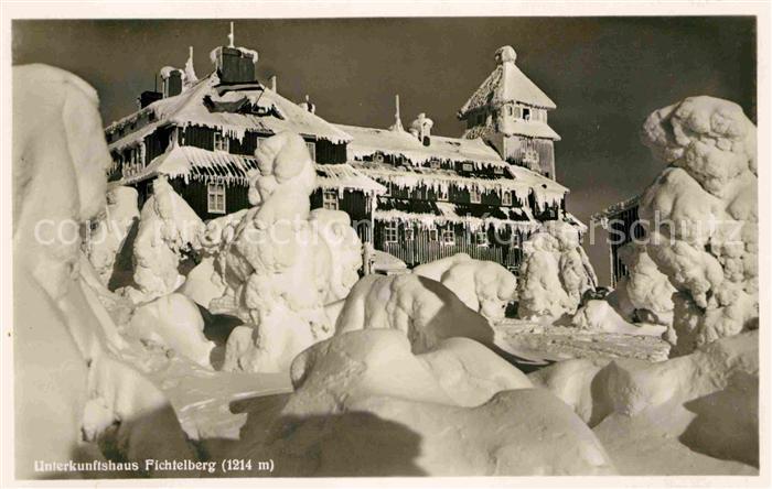 Fichtelberg Oberwiesenthal Unterkunftshaus Winterlandschaft