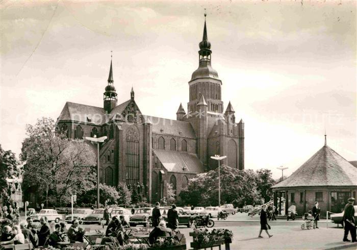 Stralsund Mecklenburg Vorpommern Leninplatz Marienkirche