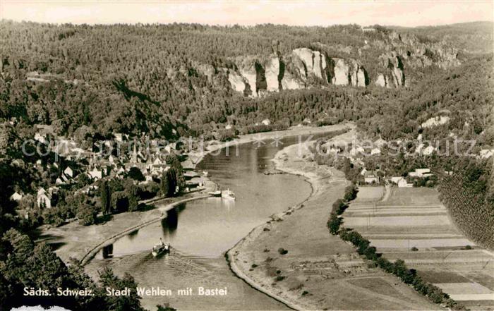 Wehlen Sachsen Panorama Elbtal mit Bastei Elbsandsteingebirge