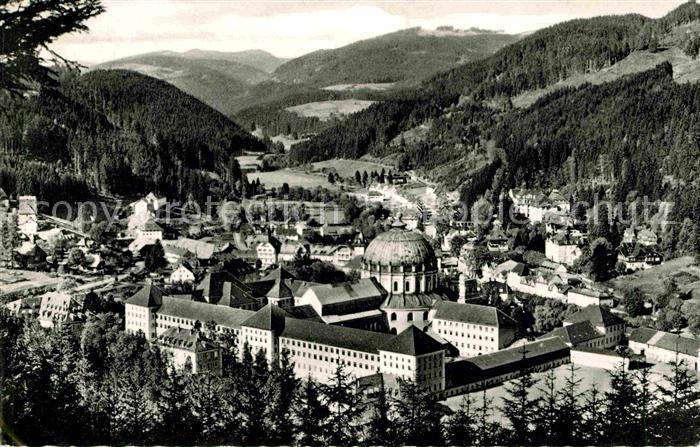 St Blasien Gesamtansicht mit Dom St Blasius Kloster Schwarzwald