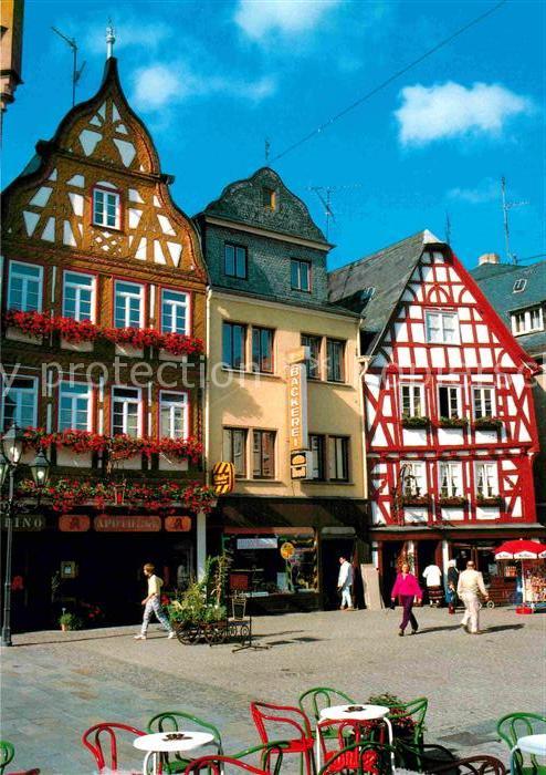 Montabaur Westerwald Fussgaengerzone Altstadt Fachwerkhaeuser