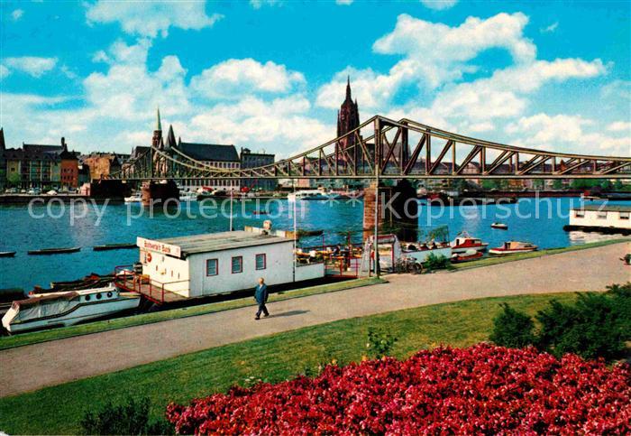 Frankfurt Main Mainpartie am Eisernen Steg Fussgaengerbruecke Dom