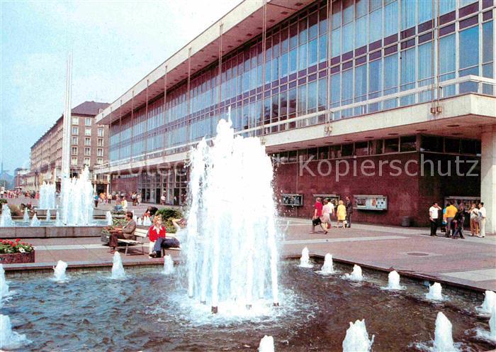 DRESDEN Elbe Kulturpalast Wasserspiele