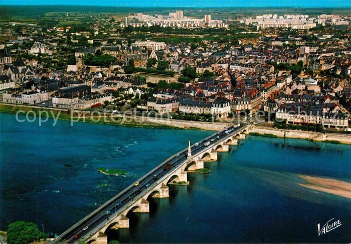 Blois 41 Vue aerienne de la ville Eglise Saint Nicolas