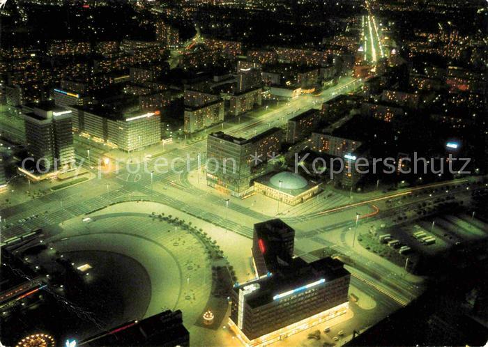 BERLIN  CITY Blick vom Fernsehturm Nachtaufnahme Hauptstadt der DDR