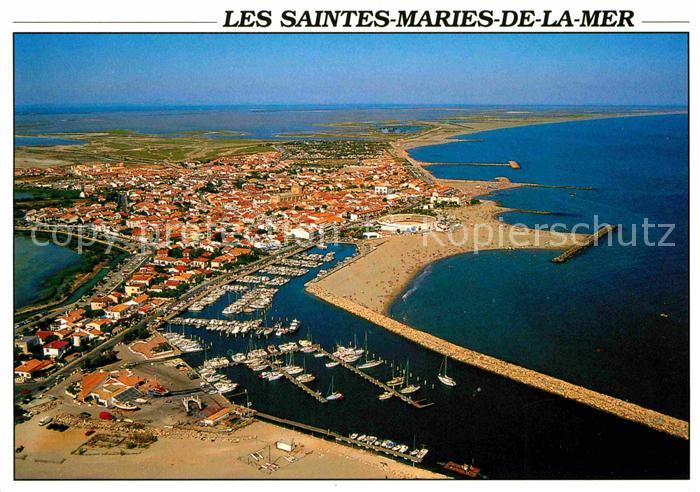 Les Saintes-Maries-de-la-Mer Port vue aerienne
