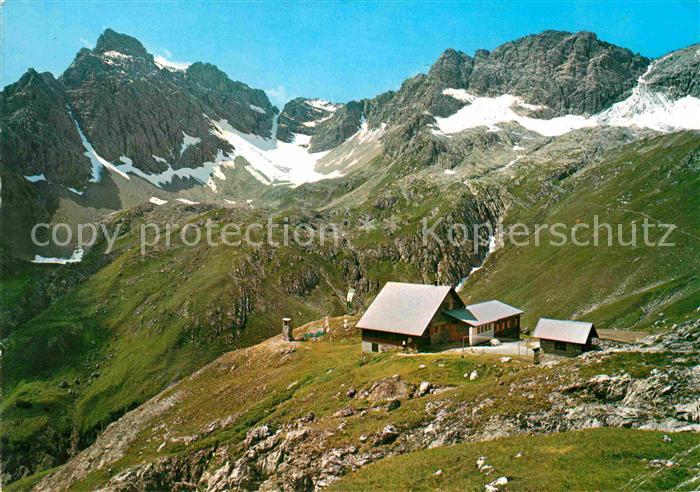 Wuerttemberger Haus mit Grossbergkopf Gebirgspanorama