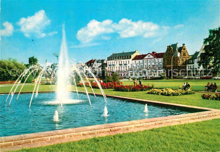 Andernach Rhein Rheinland-Pfalz Springbrunnen in den Rheinanlagen