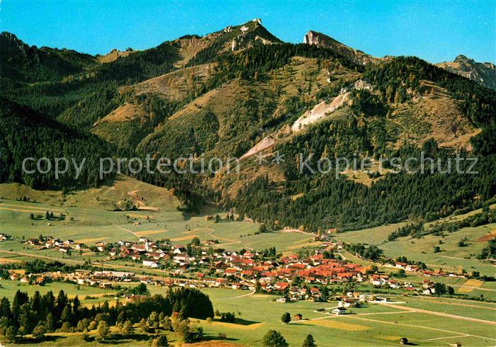 Unterammergau Fliegeraufnahme mit Puersching Teufelstaettkopf Laubeneck Hennenko