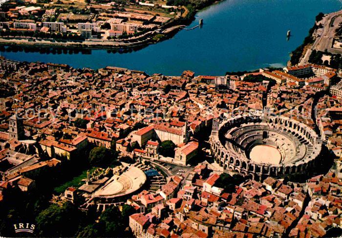 Arles Bouches-du-Rhone Vue aerienne des Arenes le theatre antique Saint Trophime