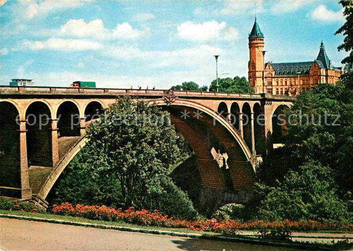 Luxemburg Luxembourg Pont Adophe et Caisse d Epargne