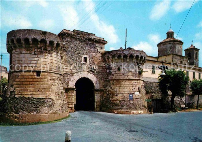 Velletri Porta Napolentana e Cattedrale