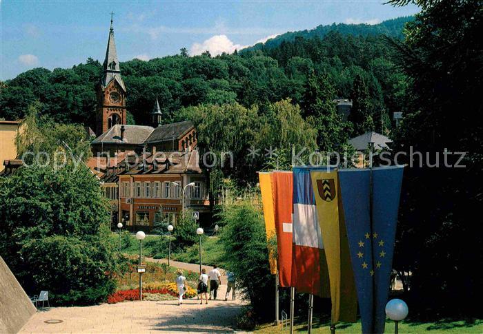 BADENWEILER BW Fahnen Kurpark Kirche Thermalkurort im Schwarzwald