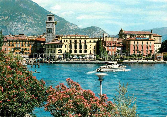 Riva del Garda Ansicht vom Gardasee aus
