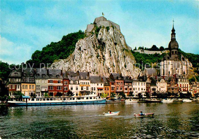 Dinant Wallonie Citadelle et Collegiale Meuse Bateau