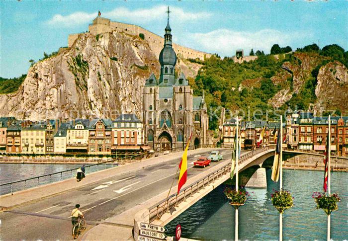 Dinant Wallonie Kirche Bruecke Schloss