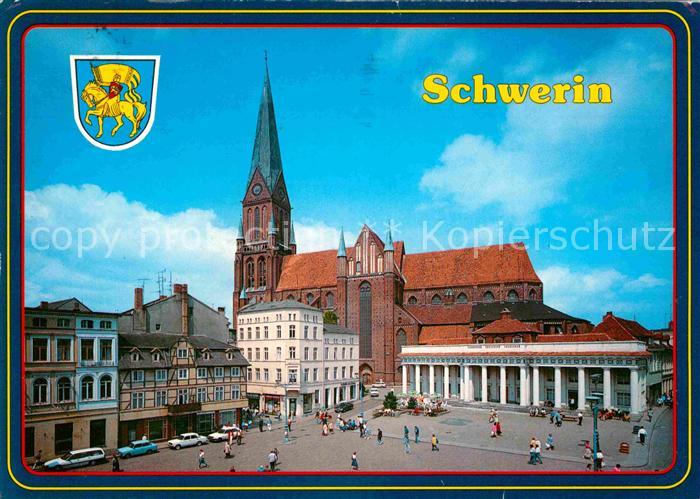 Schwerin Mecklenburg Markt mit Dom